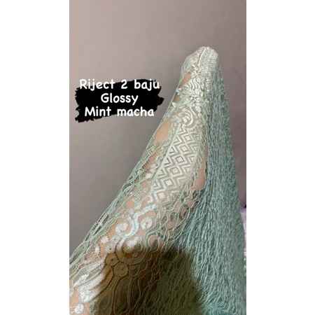 Kain rijek metalik Glossy