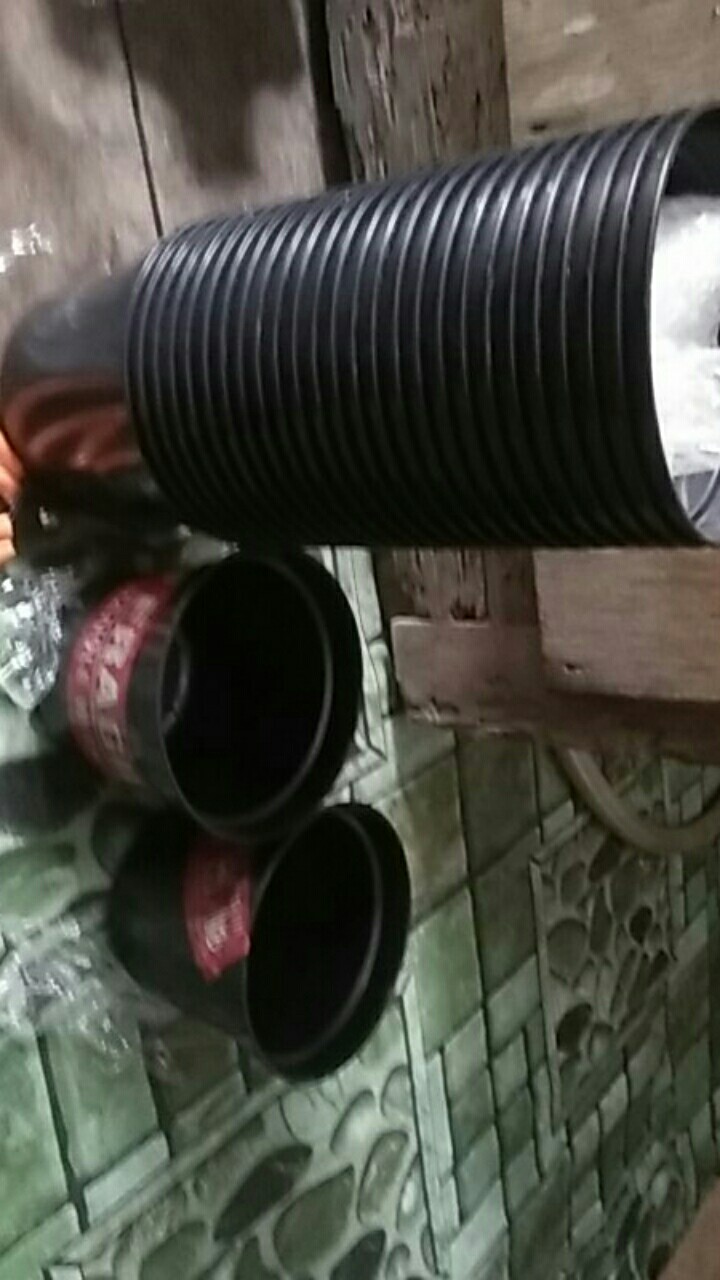 Pot Bunga Tanaman 15 Cm Hitam Merek Made Indonesia Free Bubble Ketentuan Berlaku