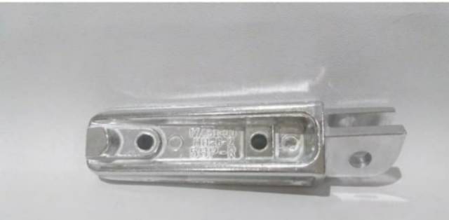 FOOTSTEP INJAKAN KAKI DEPAN KANAN SCORPIO VIXION OLD NVL MX KING ASLI ORI YAMAHA  5BP F7461 00