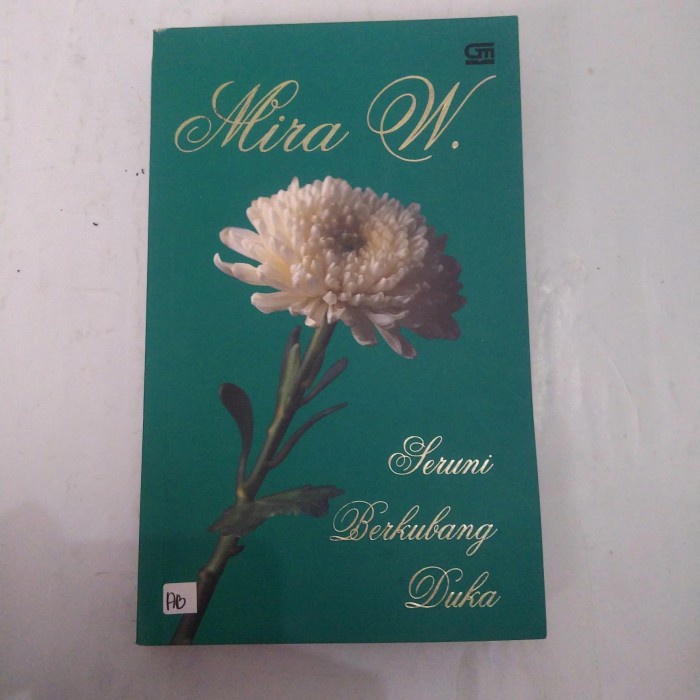 NOVEL MIRA W. SERUNI BERKUBANG DUKA