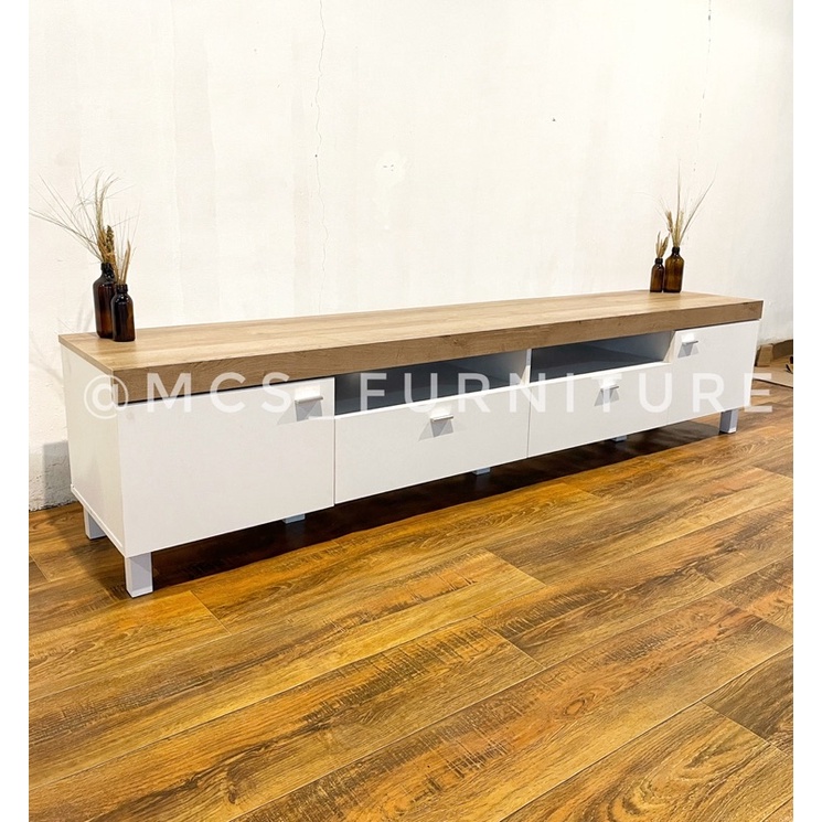 Meja / Bufet / Bifet / Lemari TV Minimalis Japandi 210 cm Mebel Furniture MCS Semarang Kendal Demak