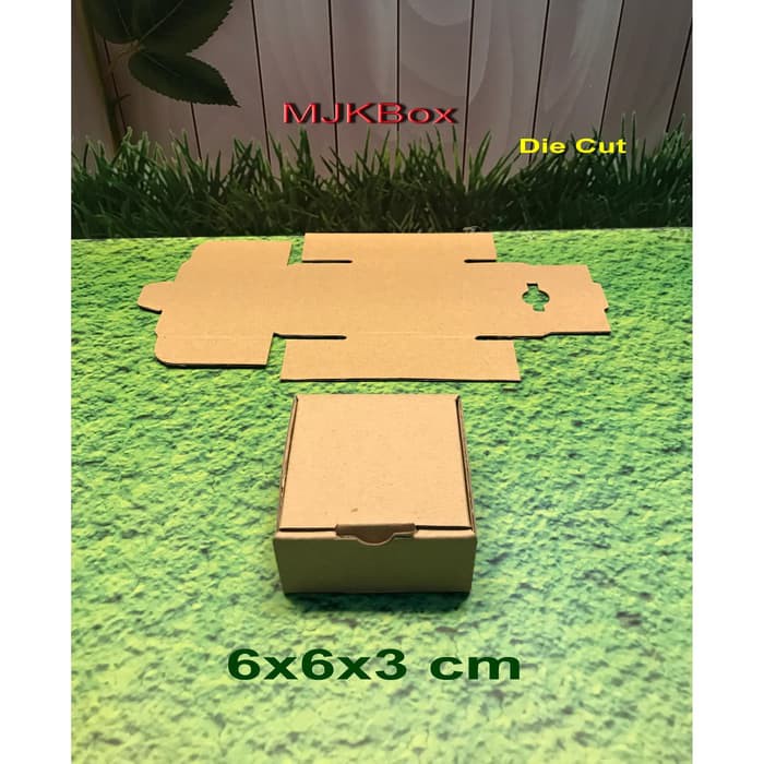 

SALE kotak kardus karton Uk. 6x6x3 cm.....Die Cut minimal beli 20 pcs