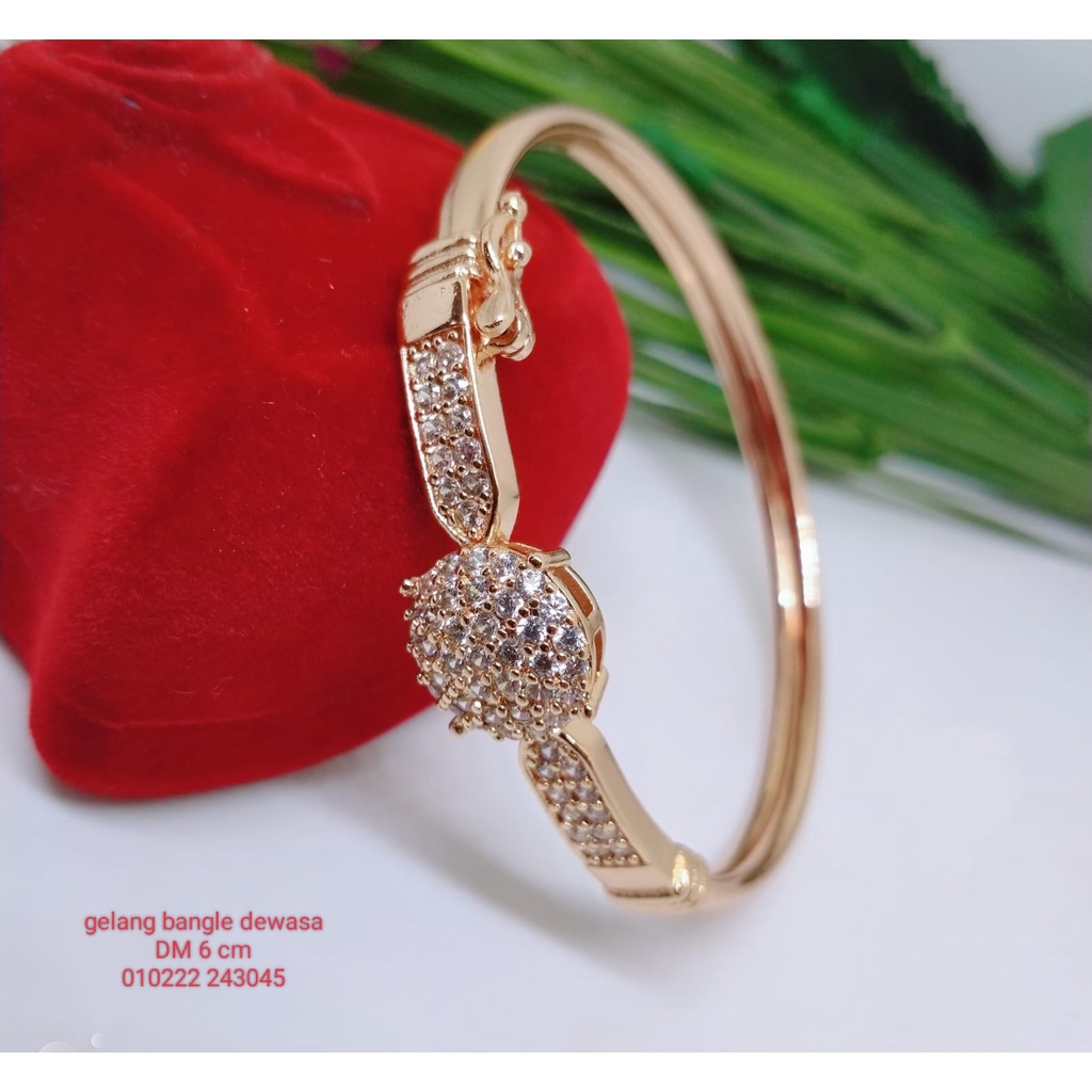 Gelang Tangan Bangle Wanita Titanium Xuping Perhiasan Aksesoris Fashion Lapis Emas Anti Karat