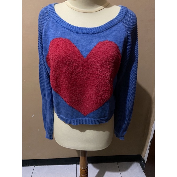 preloved sweater rajut Love