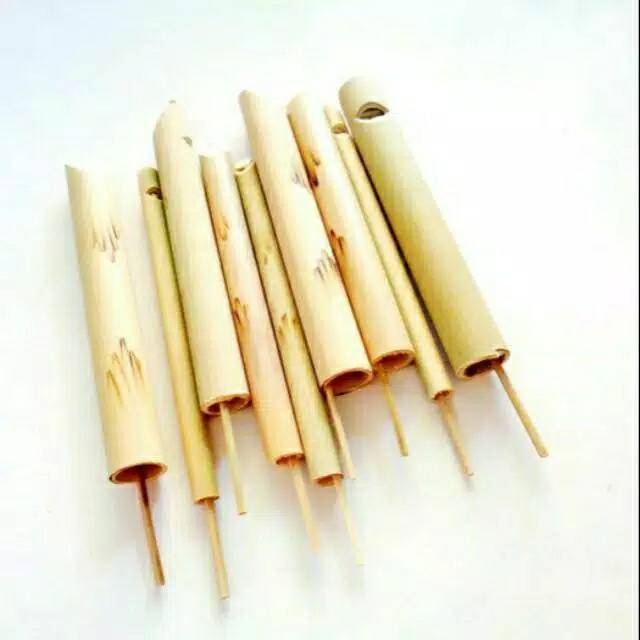 Suling bambu bunyi burung poci