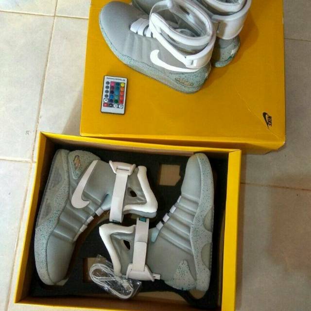 nike air mag harga