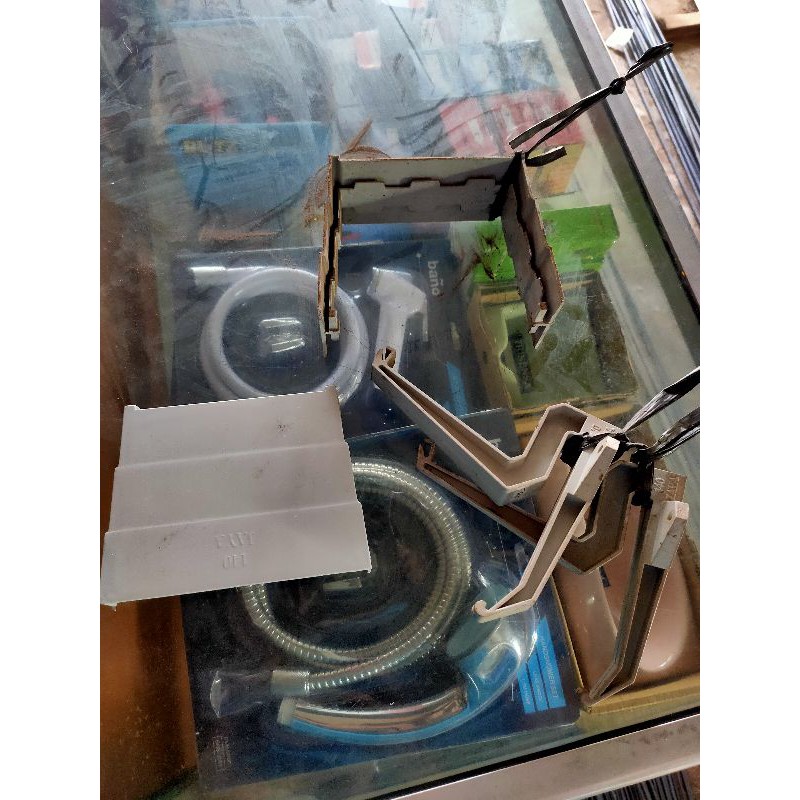 tutup talang kotak atau sock sambungan talang kotak atau cantolan talang kotak