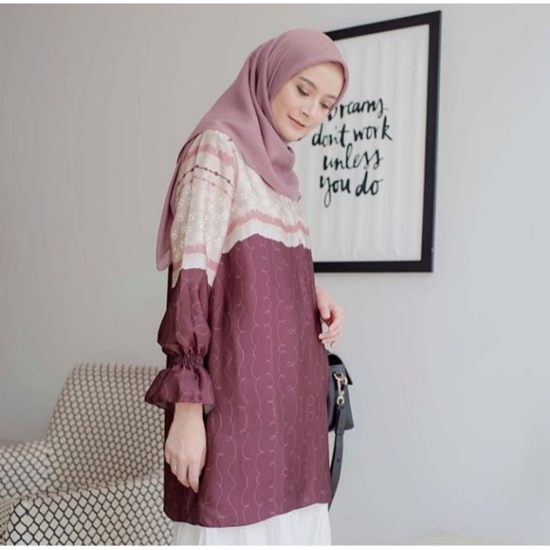 Negri Blouse by Vanilla Hijab