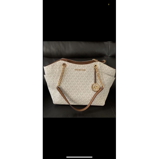 Preloved Michael kors jet set travel tote SOLD