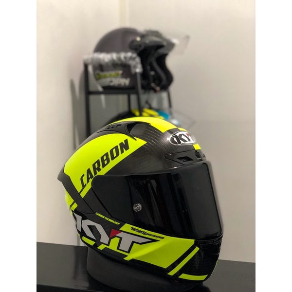 KYT NX-Race Carbon