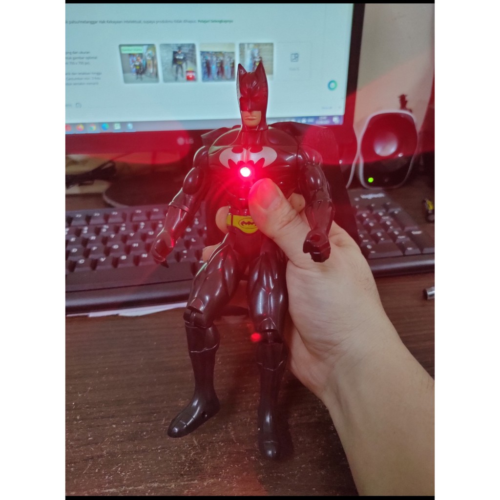 PROMO Mainan Figure Batman Lampu Led SNI