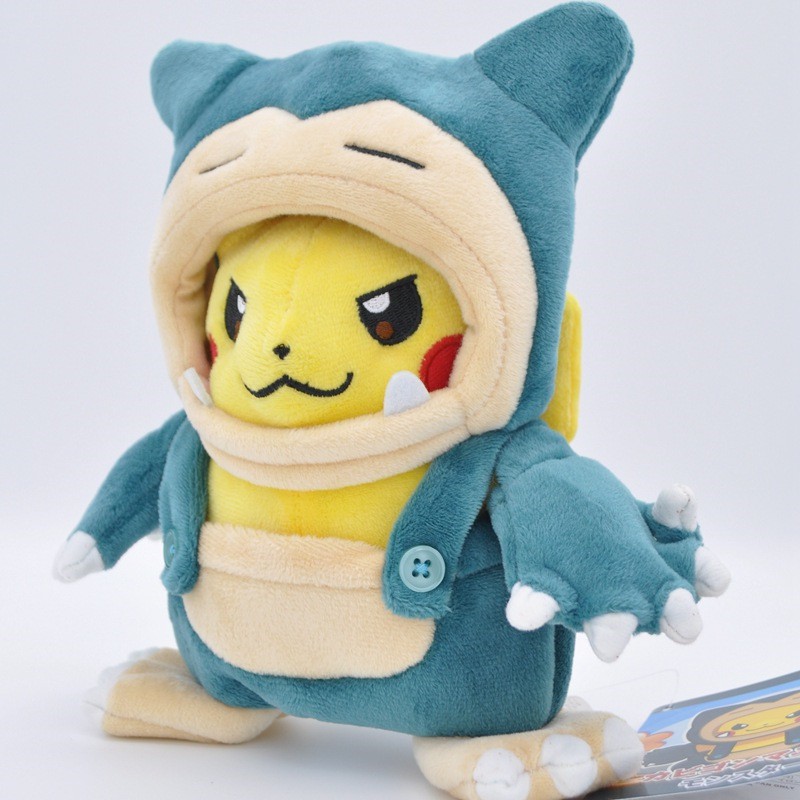 20cm Anime Pikachu Plush Toy Cross Dressing Dengan Coat Pokemon Carby Pikachu Mainan Boneka Lembut Untuk Anak