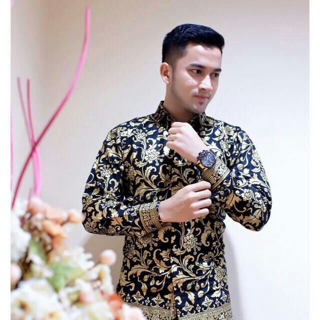 KEMEJA BATIK PRADA EMAS