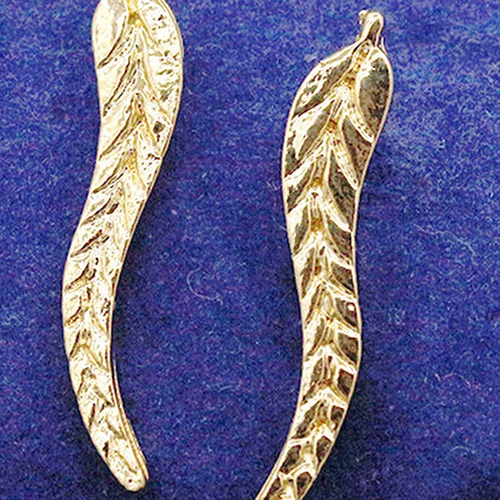 Hu Hu Hu Hu Hu Alat Bantu Pasang Kacamata♡ 1 Pasang Anting Stud Bentuk Daun Mini Aksen Berlian Imitasi Untuk Wanita