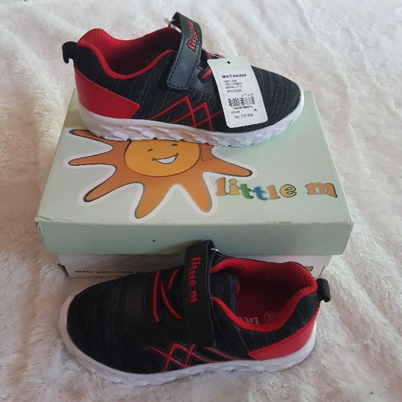 sepatu Little M