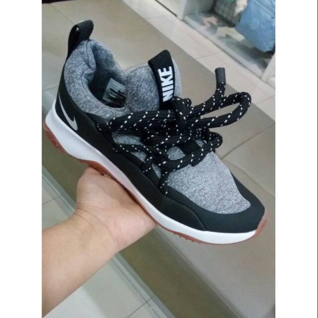 Sepatu Running NIKE CITY LOOP WOMEN