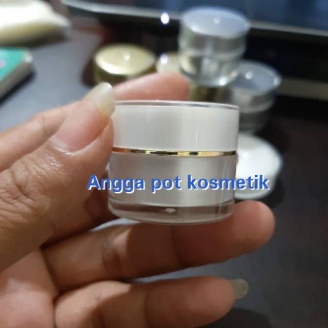 

Pot acrylic putih 5gr