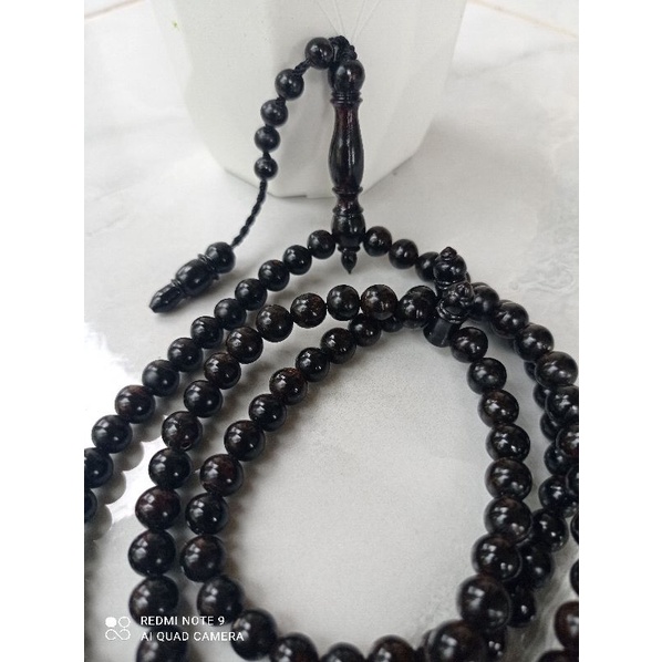 Tasbih taliarus hitam diameter 6.5mm asli dari laut bahan pilihan cocok menemani untuk beribadah