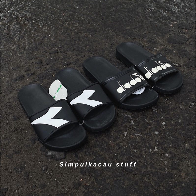 sendal diad*ra slides tammi &amp; taddeo black