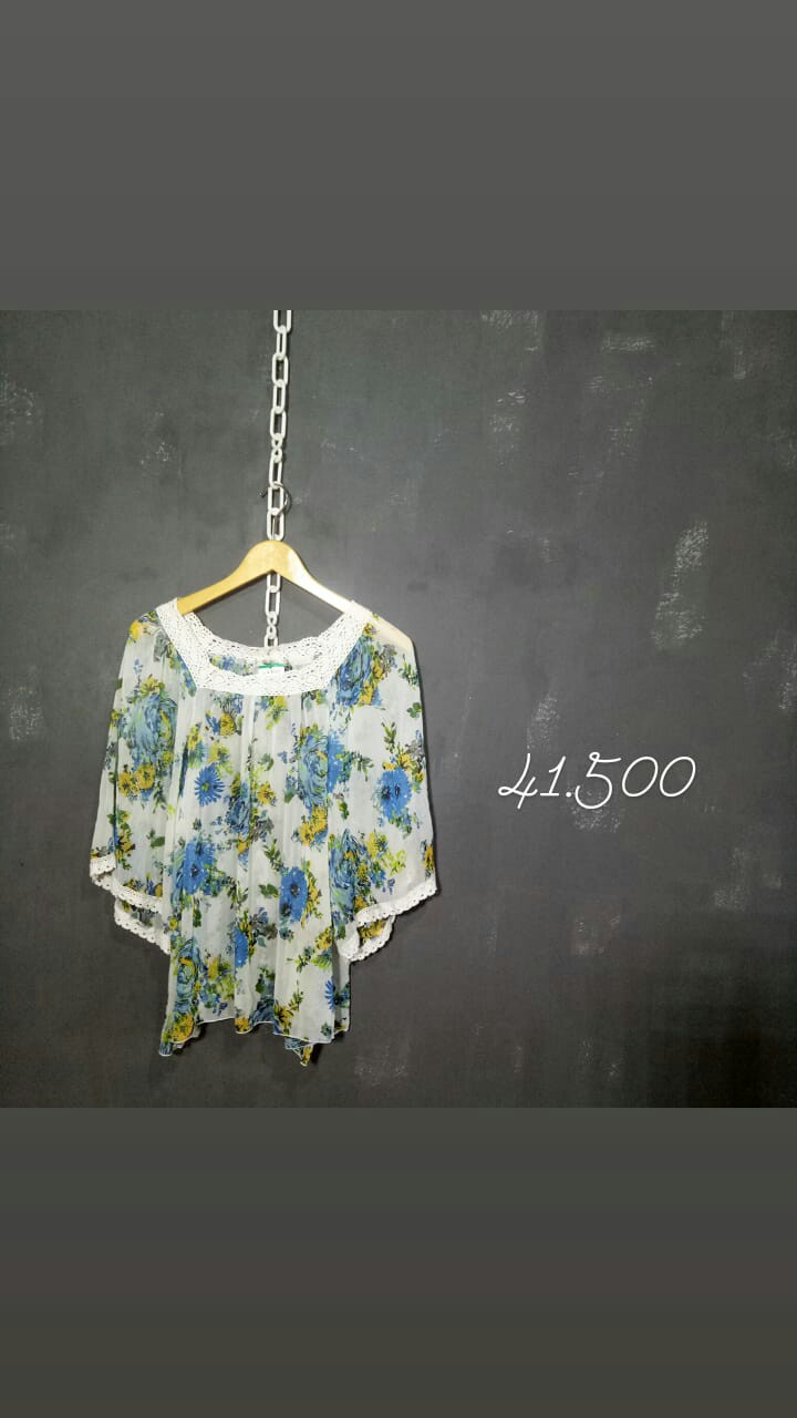 Gantungan Baju / Hanger Kayu Putih Dewasa