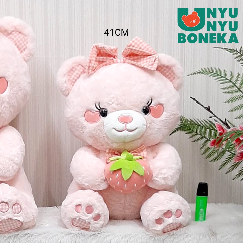 boneka teddy bear stroberi bahan lembut beruang pink