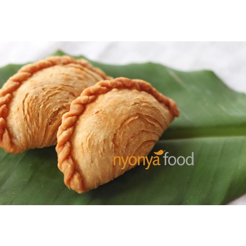

KERING-KUE- PASTEL NYONYA (SINGAPORE CHICKEN CURRY PUFF) - FROZEN CURRYEGG -KUE-KERING.