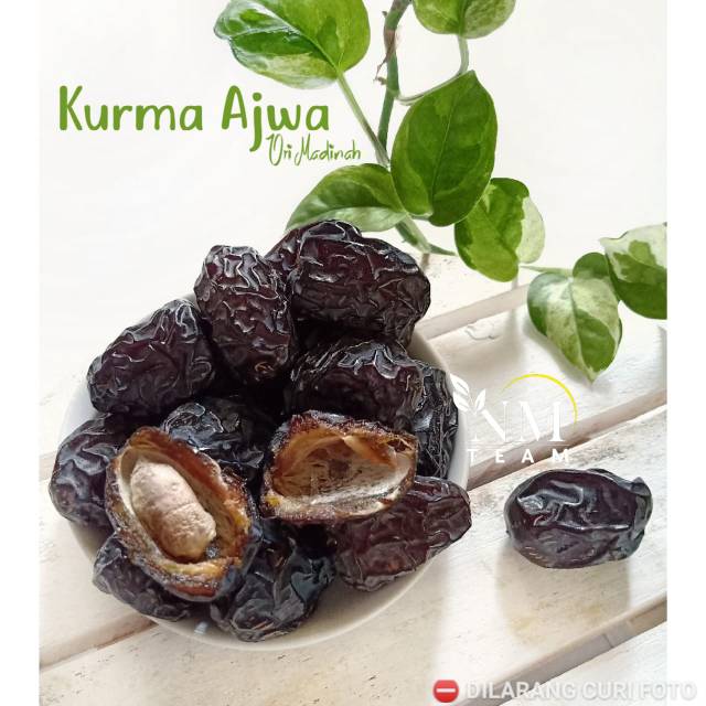 

Kurma ajwa Original Madinah