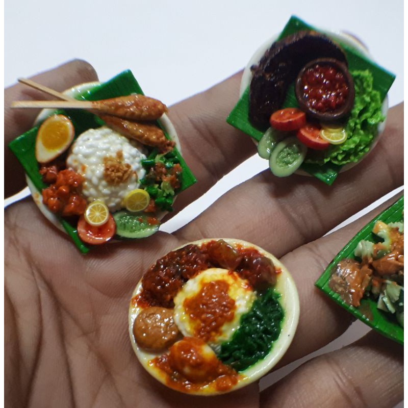 tempelan kulkas miniatur aneka menu makanan Indonesia dari clay