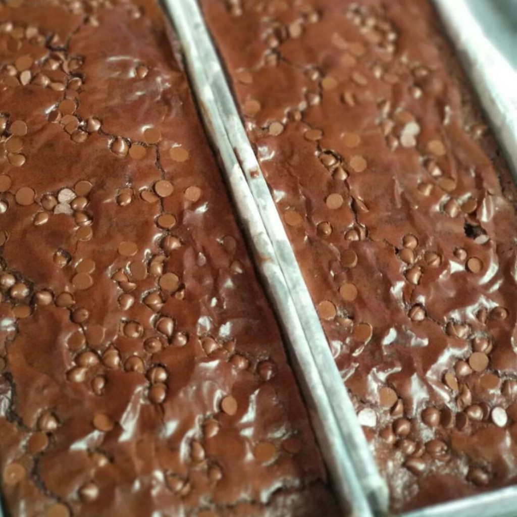 

fudgy brownies - brownies panggang FAVORITE TERMURAH BROWNIES 30X10