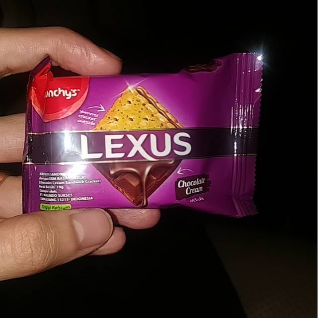 

Kue lexus super uenak