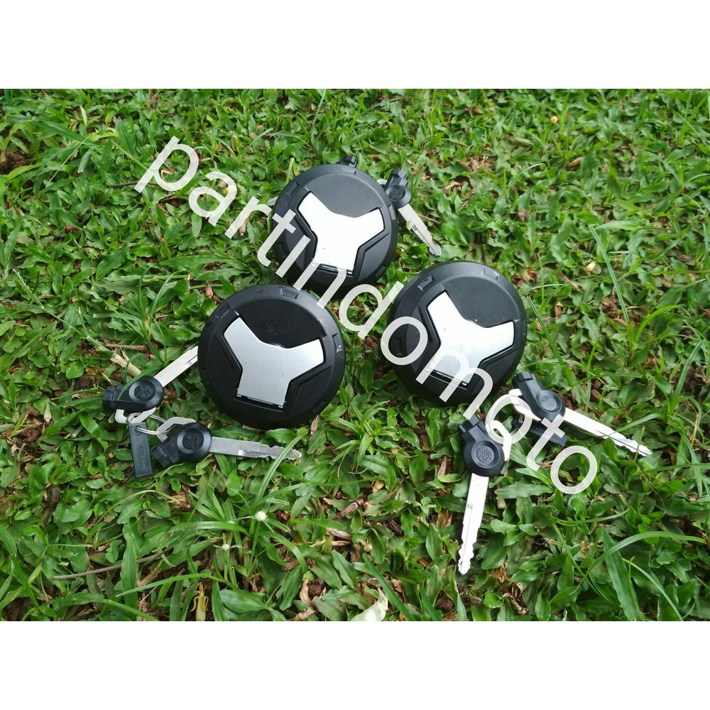 tutup tangki nmax tutup tangki n-max ORIGINAL JKS17575