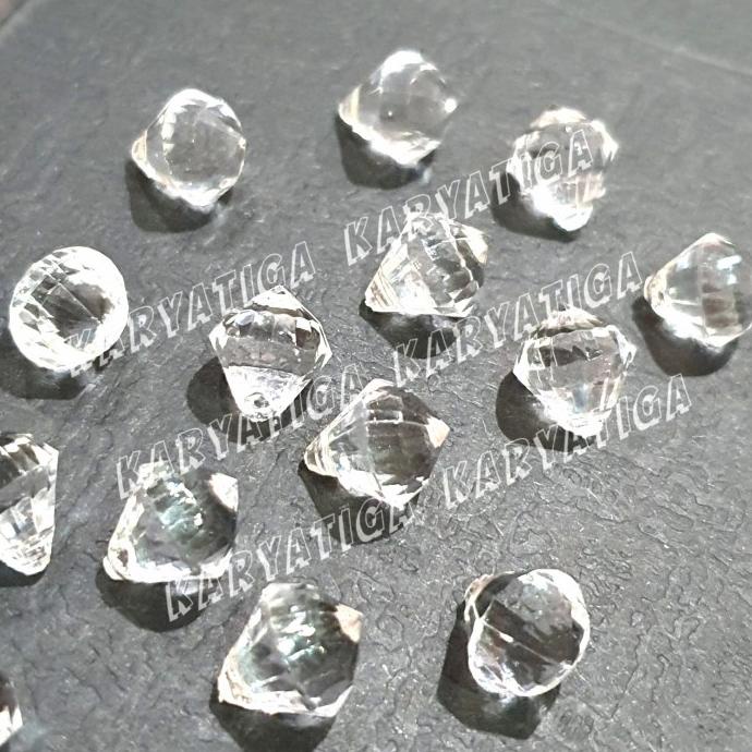 {{{{}}] Mote Akrilik Diamond Gantung 10 mm x 13 mm (10 gram)