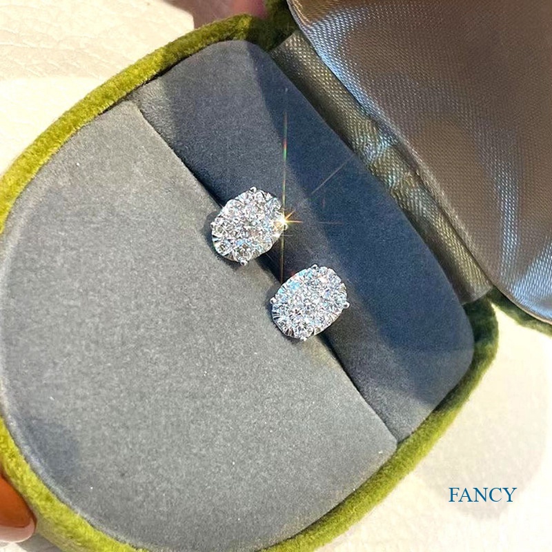 Anting Stud Bentuk Oval Bahan Cubic Zirconia Untuk Wanita