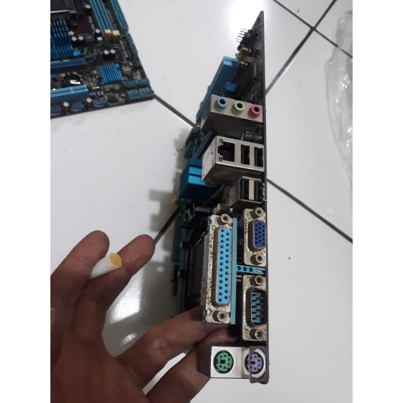 motherboard asus am3 rusak mati bekas warnet