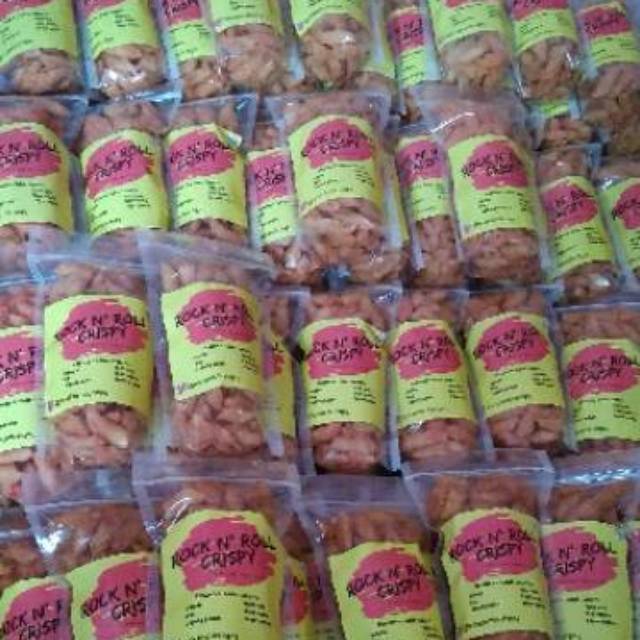 

Cemilan ENAK & TERMURAH !!! Rock N Roll Crispy 110gr