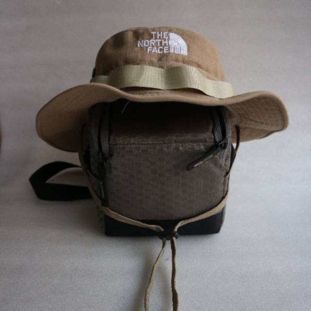 Jungle hat / bucket hat cream