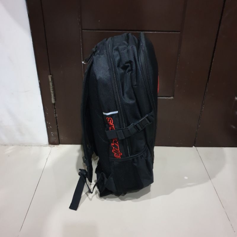 Tas Ransel Alpin Logo dan Tulisan Merah