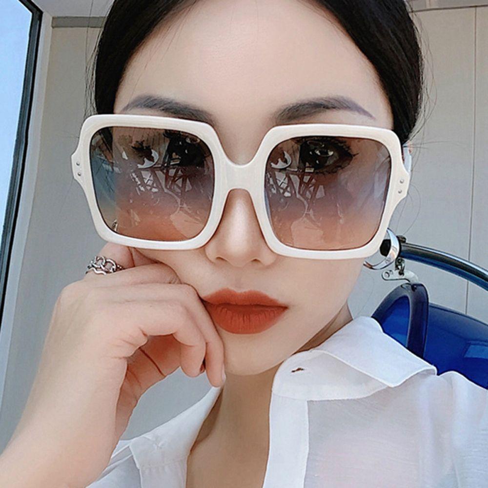 [Elegan] Kacamata Hitam Persegi Fashion Perjalanan Vision Care Bingkai Persegi Besar Wanita Eyewear