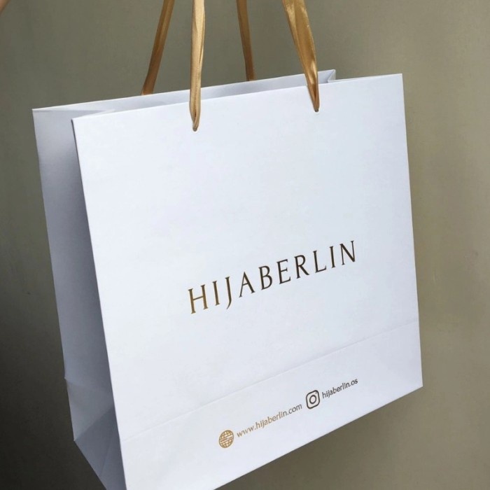 

Exclusive Paperbag Hijaberlin