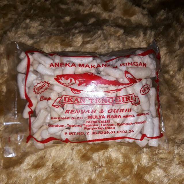 

Kerupuk rasa ikan tengiri