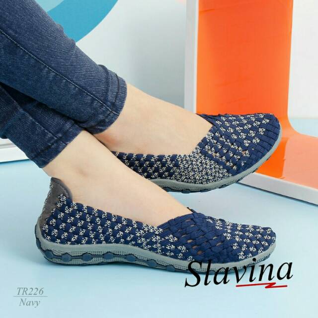 Sepatu rajut anyam slavina tr226..