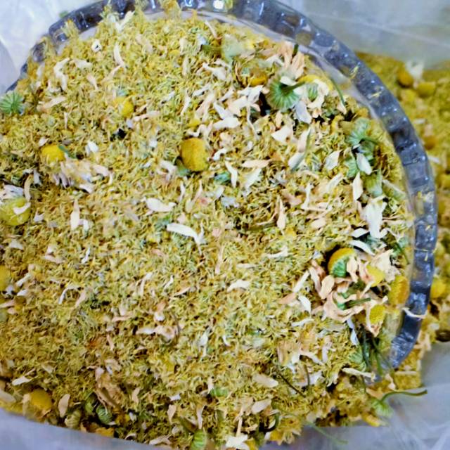 

teh bunga chamomile( kelopak)/ chamomile flower tea( petal)