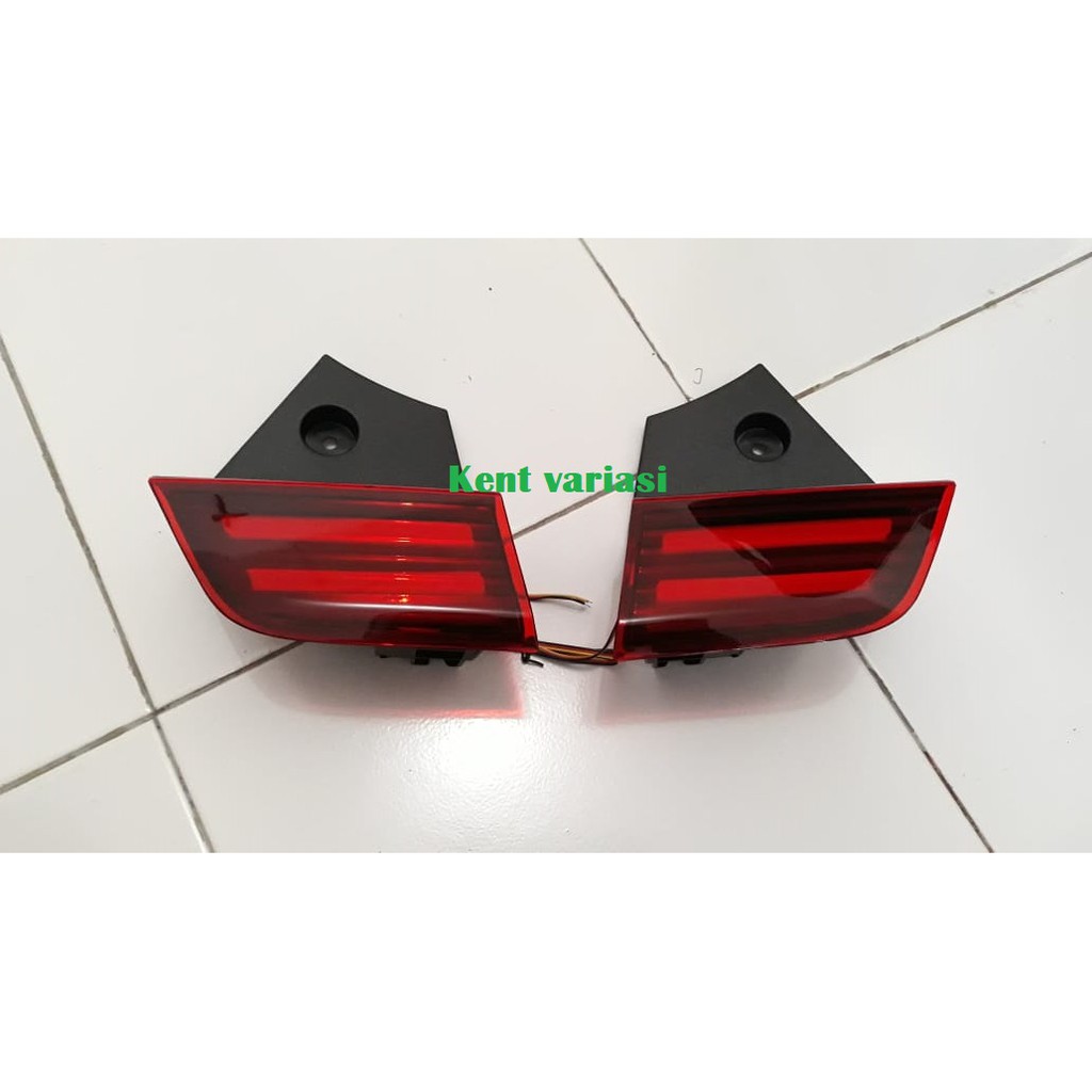 Lampu Reflektor Belakang All New Pajero 2016 - 2020