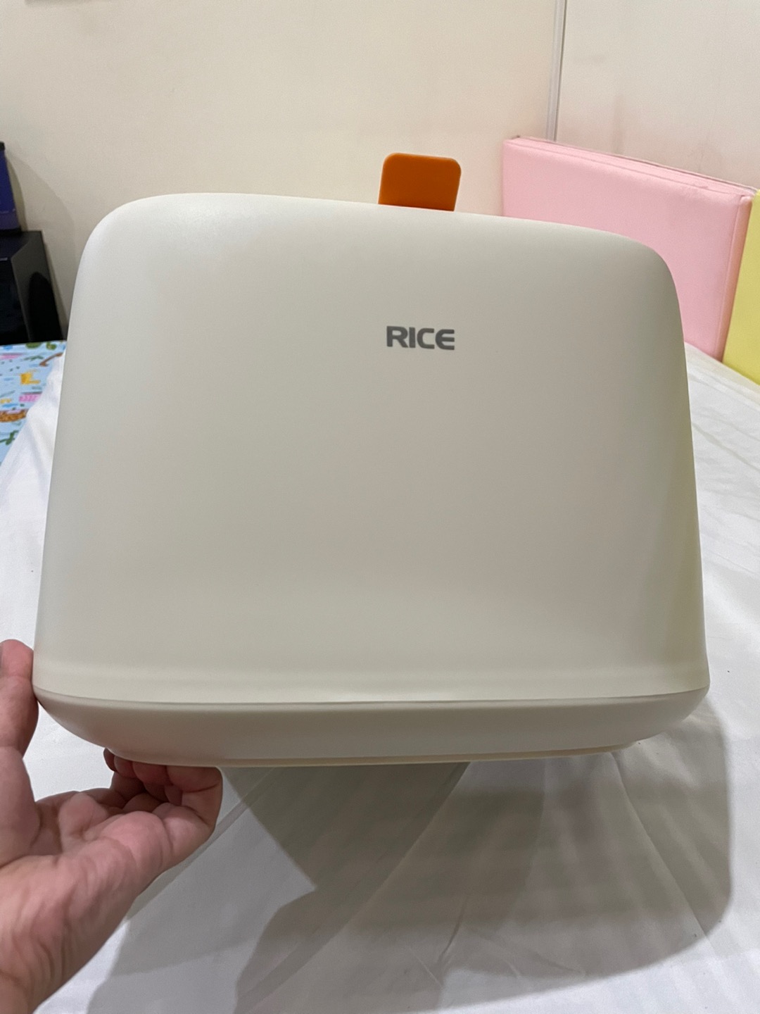 Hozu Wadah Penyimpanan Beras Ala Jepang (kapasitas 10 Kg) Bonus Tempat Minum Lucu