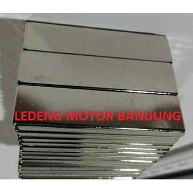 Magnet Neodymium Persegi Panjang 40x10x2mm Strong Magnetic