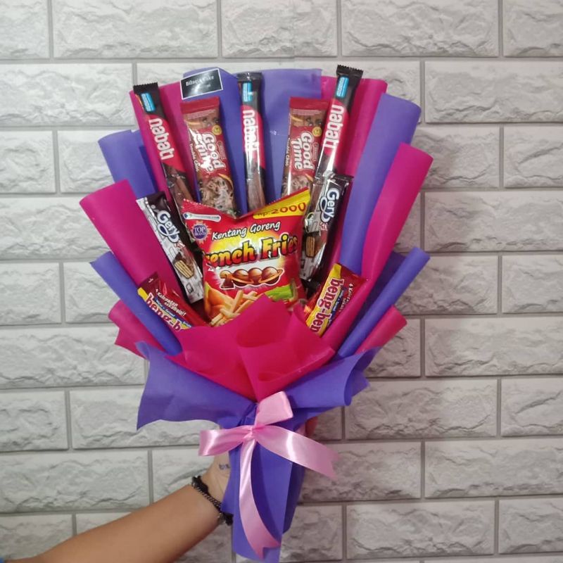 

buket bouquet snack gift kado hampers ulangtahun wisuda sempro graduation