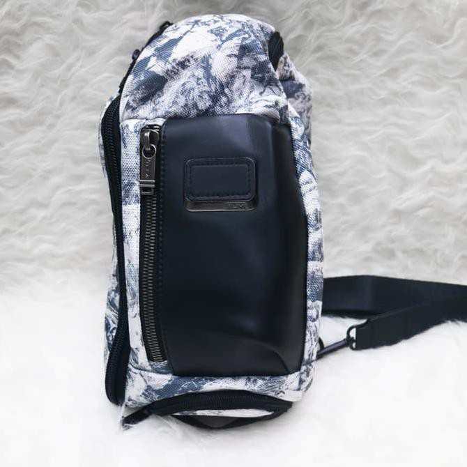 Produk Terpercaya Tumi Kelley sling bag super premium STOK TERBATAS