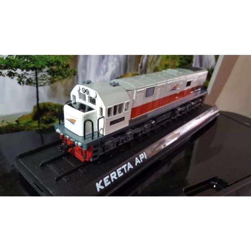 MINIATURE KERETA API INDONESIA MAINAN LOKOMOTIF DIECAST CC2018325