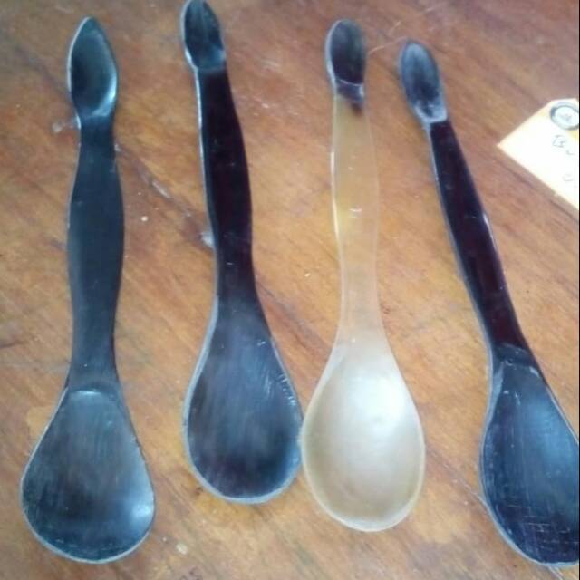 SENDOK TANDUK PLASTIK / SENDOK TANDUK / ALAT FARMASI