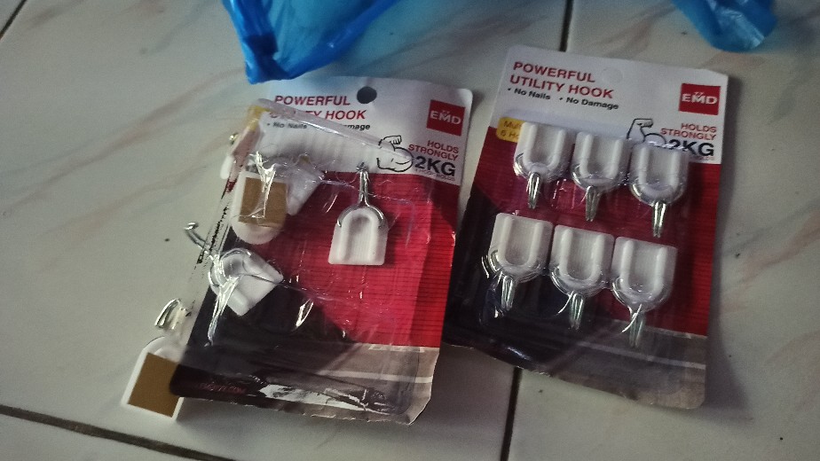 Pengait Gantungan Dinding Hook Tempel Cantolan Cantelan Set Isi 6 Pcs